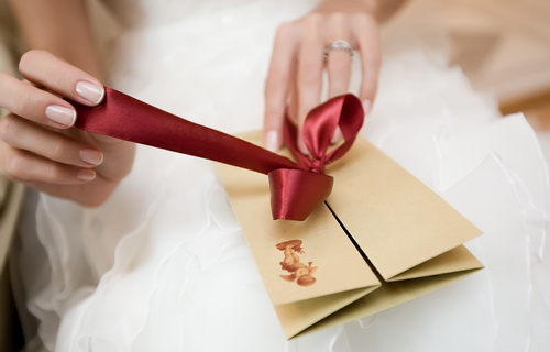 Шуточные подарки на свадьбу