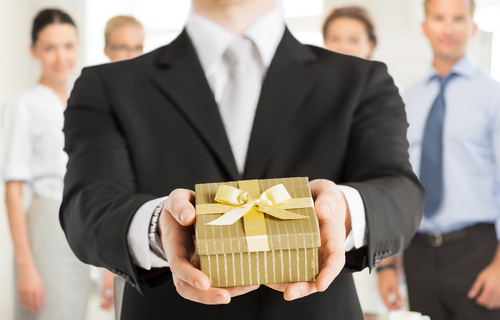 Официальное поздравление с днем рождения