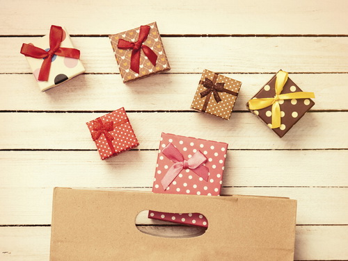 Как выбрать корпоративные подарки:советы и идеи