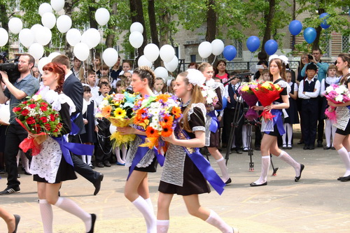 Как весело провести последний день в школе