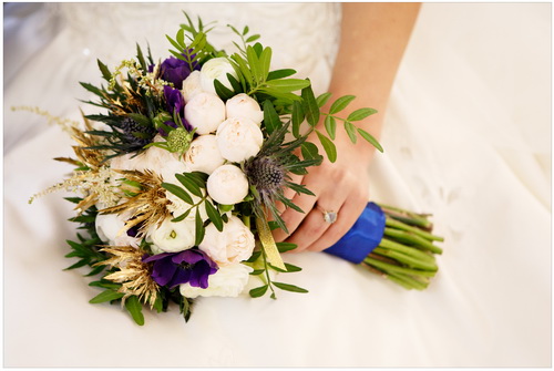 КОЛЮЧАЯ КРАСОТА: ЧЕРТОПОЛОХ И ЭРИНГИУМ В СВАДЕБНОМ ДЕКОРЕ